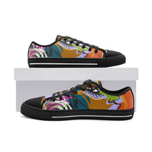 Load image into Gallery viewer, Andre&#39; Low Top Unisex Canvas Shoe
