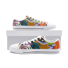Load image into Gallery viewer, Andre&#39; Low Top Unisex Canvas Shoe
